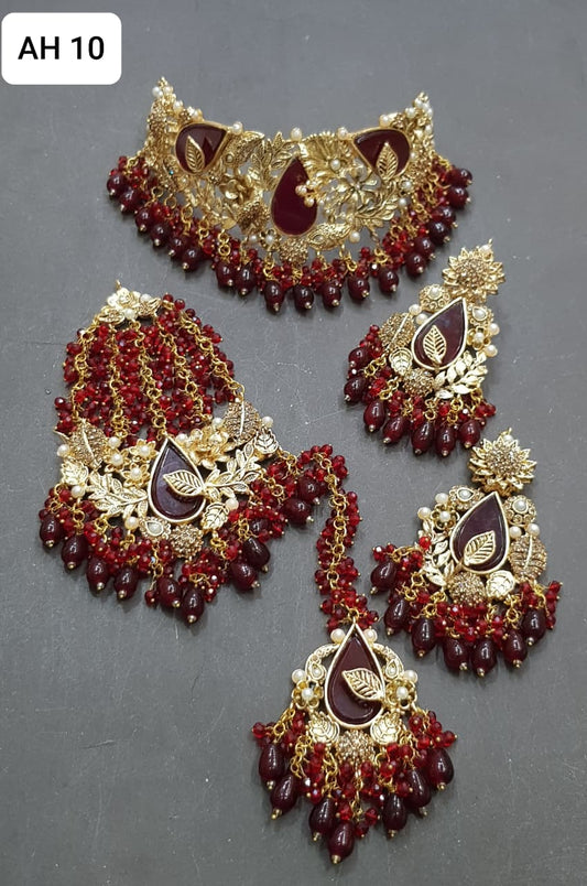 Elegant Green Stone Kundan Jewelry Set