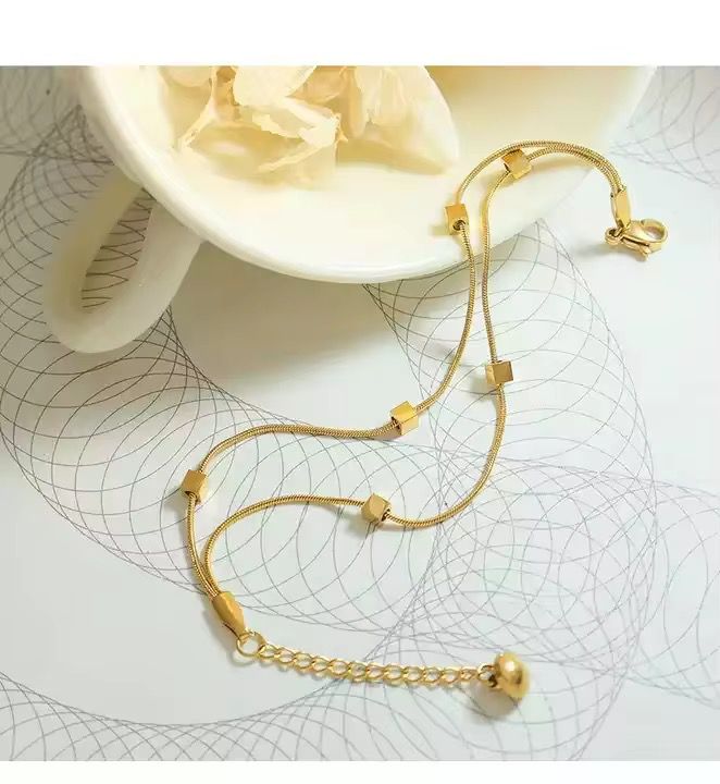 Modern Gold Geometric Bracelet with Square Beads