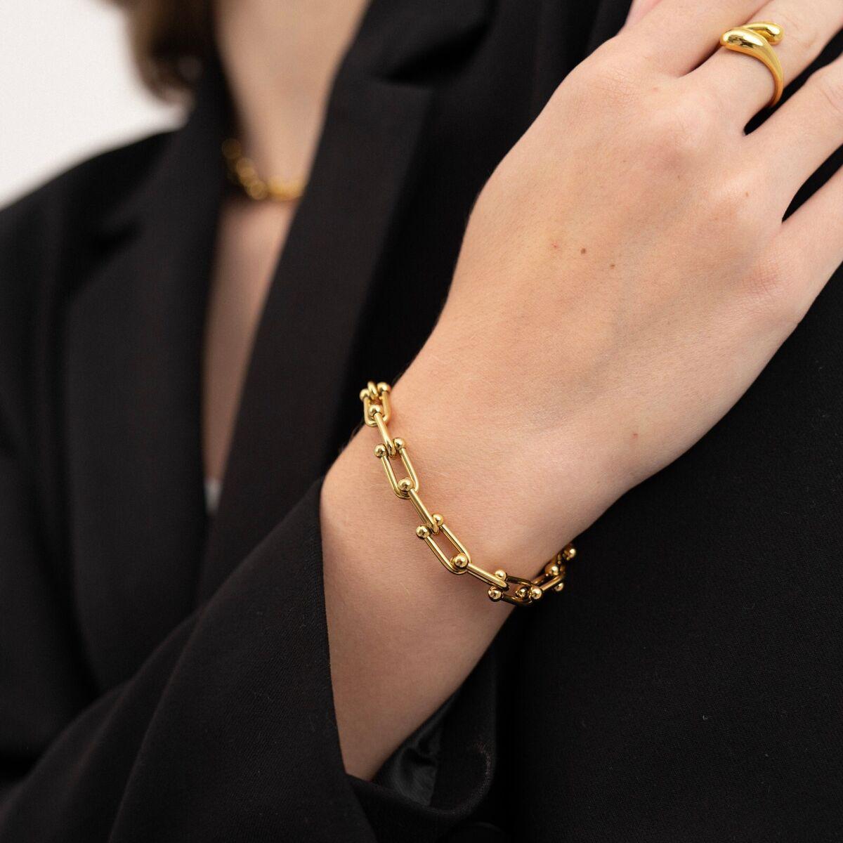 Modern Gold Chain-Link Bracelet