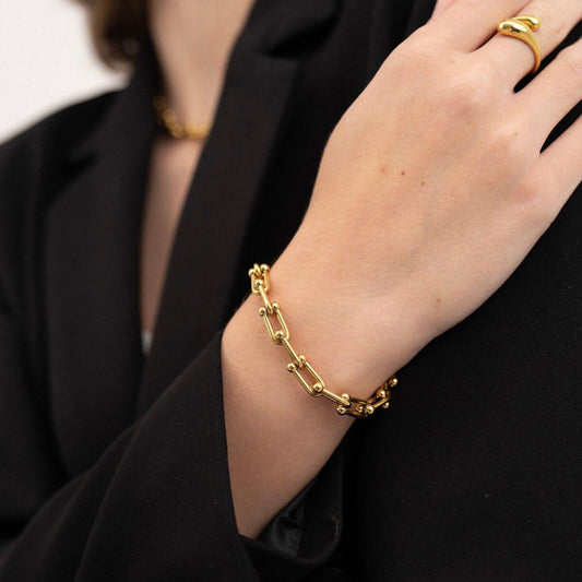 Modern Gold Chain-Link Bracelet