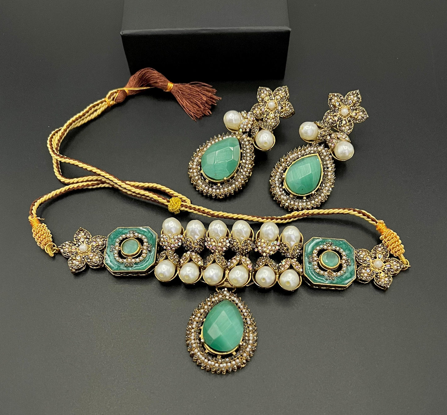 Antique Gold Pearl & Champagne Stone Choker Set